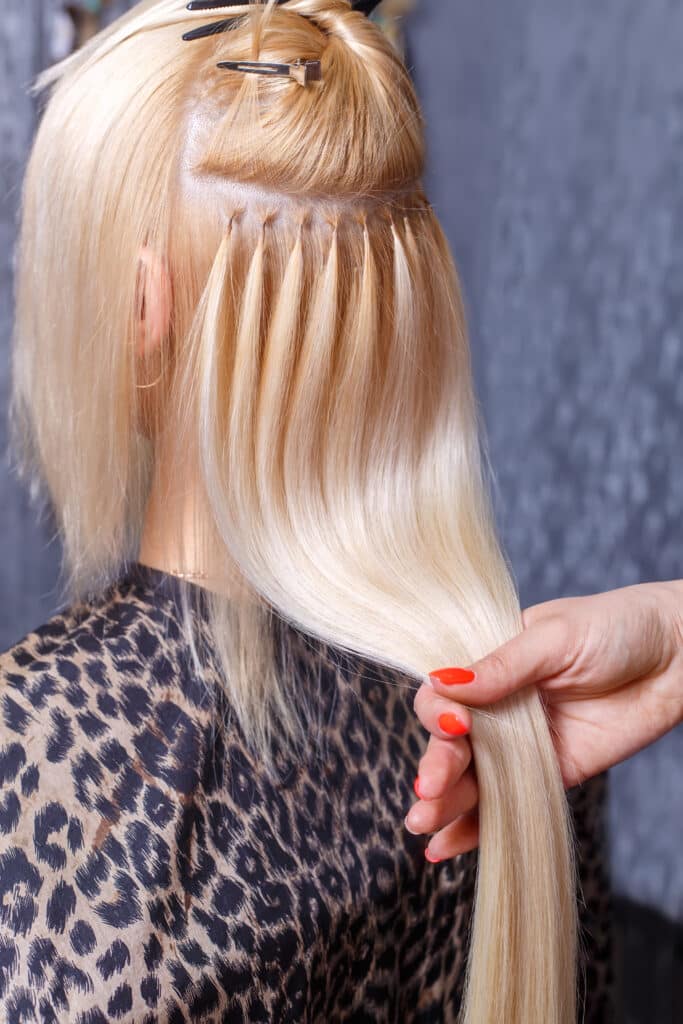 Proceso profesional de colocación de extensiones
